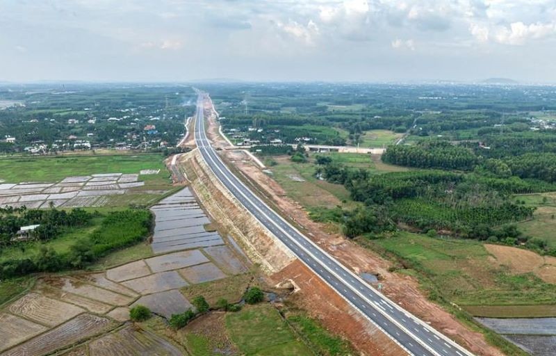 Khánh thành cao tốc Quảng Ngãi-Hoài Nhơn, thông xe cao tốc Khánh Hoà-Buôn Ma Thuột 