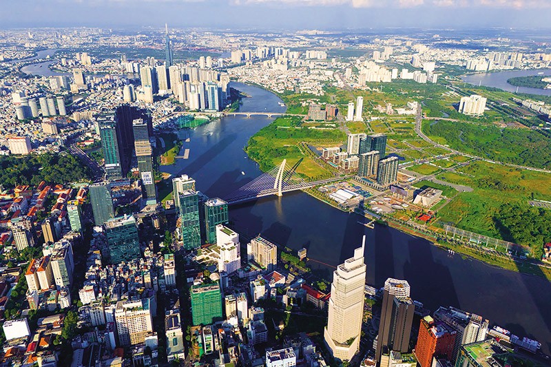 Trung tâm Tài chính quốc tế tại TP.HCM có diện tích khoảng 898 ha, thuộc địa giới hành chính phường Sài Gòn, phường Bến Thành, Khu đô thị mới Thủ Thiêm thuộc phường An Khánh. Trong ảnh: Khu vực ven sông Sài Gòn, Khu đô thị Thủ Thiêm. Ảnh: Lê Toàn 