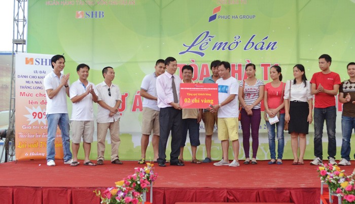 Lễ mở bán căn hộ Thăng Long Victory
