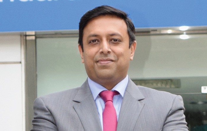 Ông Ezaz Naser Bijoy