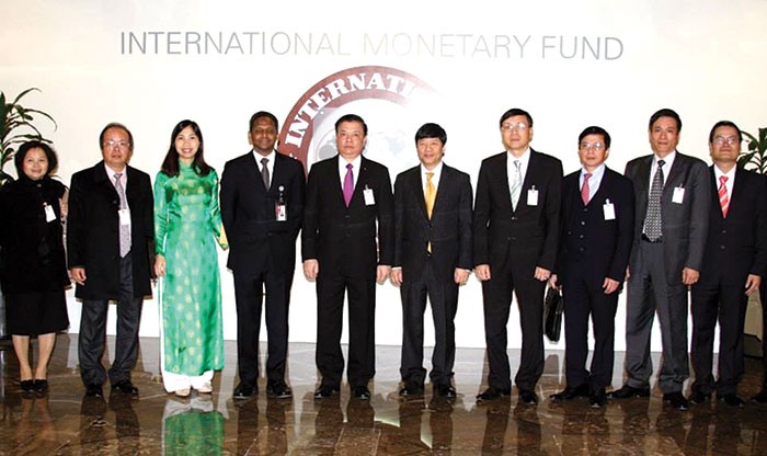 Dự kiến năm 2015, ngành chứng khoán sẽ thực hiện xúc tiến đầu tư tại một số TTCK trọng điểm