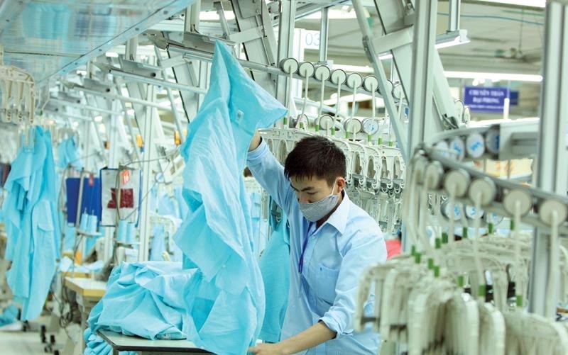 Lợi ích từ tăng trưởng kinh tế Việt Nam trong những năm qua làm giàu cho khối ngoại nhanh hơn so với làm giàu cho người dân trong nước