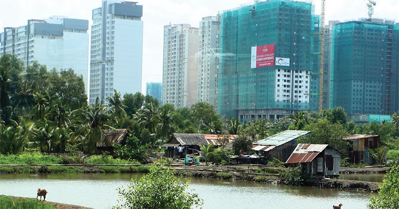 Nhiều dự án đình trệ vì vướng giải phóng mặt bằng.
Ảnh: Lê Toàn