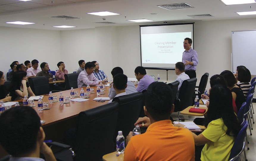 Giúp CTCK hiểu về thanh toán trên thị trường chứng khoán phái sinh