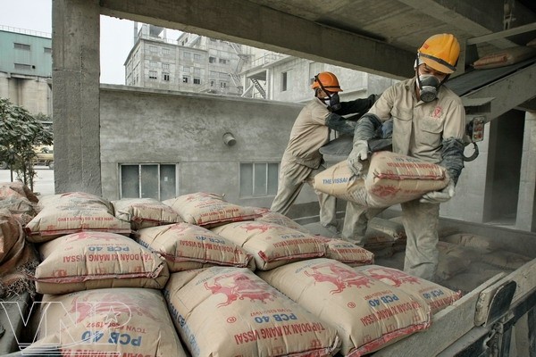 Trả lại tiền đặt cọc mua cổ phần Xi măng 18