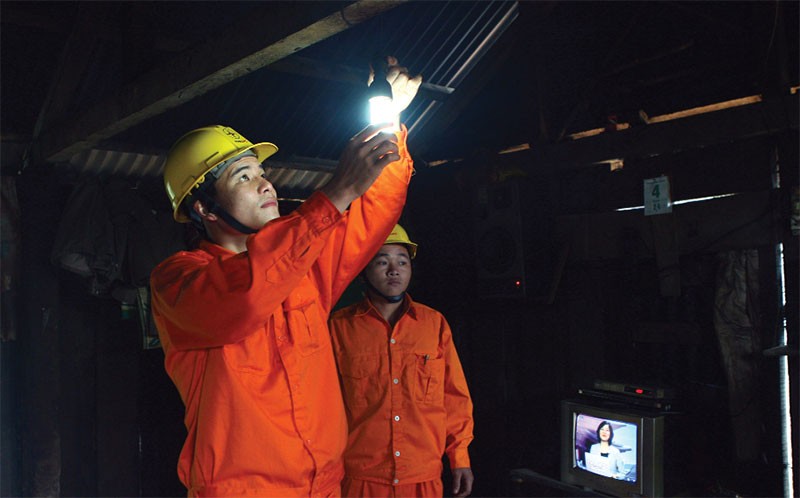 Chi phí sản xuất điện được dự báo sẽ tăng đáng kể trong năm 2017 do giá nhiên liệu đầu vào có xu hướng tăng