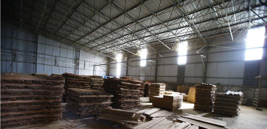 Các doanh nghiệp hoạt động kinh doanh trong lĩnh vực may mặc, gỗ… có nguy cơ xảy ra hỏa hoạn cao