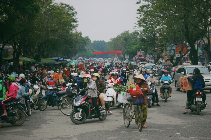 Không khí Tết ở ngôi chợ Huế gần 120 tuổi