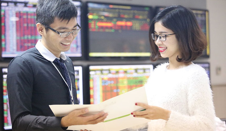 Thị trường chứng khoán tăng trưởng mạnh trong năm 2017 giúp nhiều công ty chứng khoán thắng lớn
