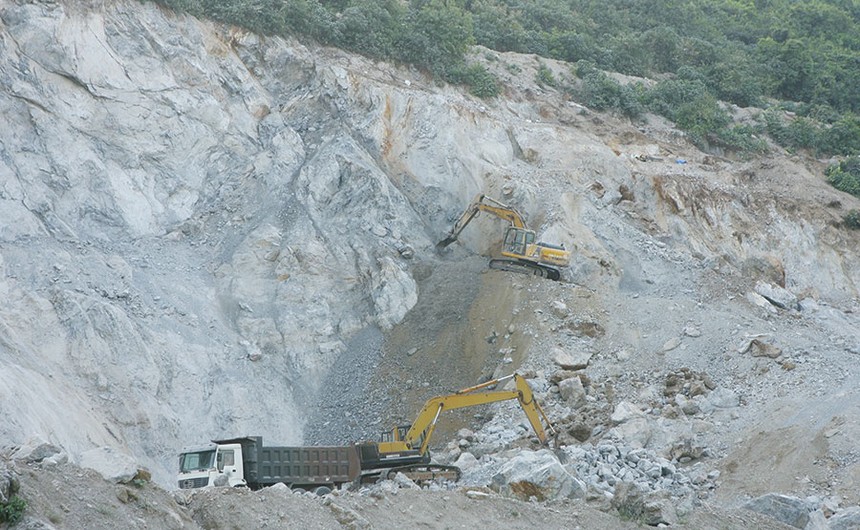 KSB chờ kết quả cuối cùng giấy phép mỏ đá Tân Đông Hiệp