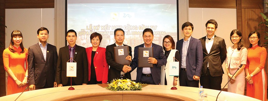 Với triển vọng kinh doanh tích cực, cuối năm 2017, quỹ đầu tư lâu năm và lớn nhất tại Việt Nam là Dragon Capital đã đầu tư chiến lược để nắm giữ 15% cổ phần của Hải Phát 
Invest và khoản đầu tư vào công ty này trở thành một trong những khoản đầu tư lớn nhất vào ngành bất động sản của Quỹ. Bên cạnh Dragon Capital, Ban lãnh đạo Hải Phát Invest và người có liên quan đang nắm giữ khoảng 60% cổ phần Công ty; các cán bộ, công nhân viên Công ty sở hữu khoảng 9% và khoảng 16% do các nhà đầu tư khác nắm