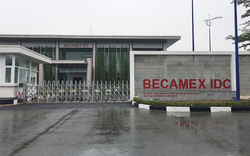 Giá cổ phiếu Becamex IDC gần đây dao động quanh 17.000 đồng/CP, 
giảm khoảng 45% so với giá khởi điểm 2 đợt đấu giá cách đây 7 - 8 tháng 