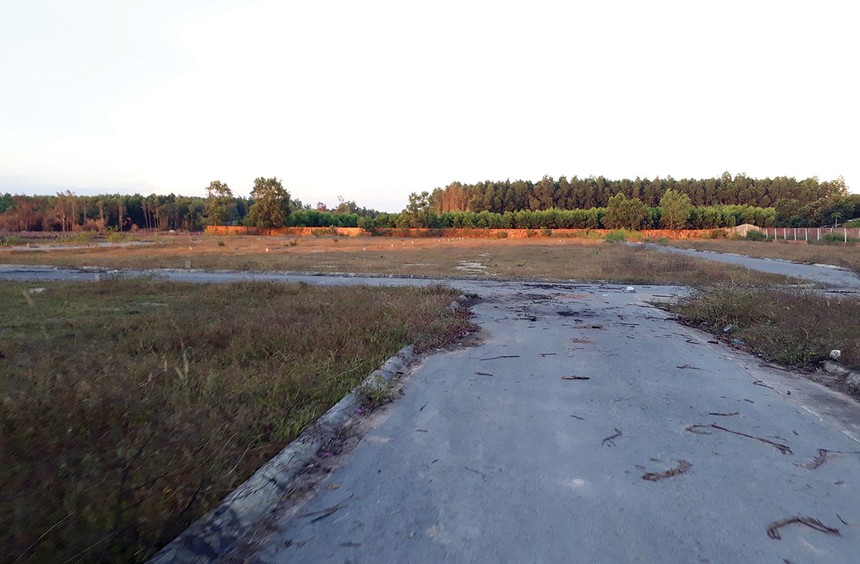 Những dự án phân lô bán nền tự phát được thực hiện dang dở