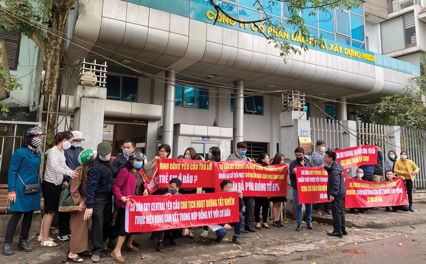 Căng băng rôn là là hình thức được nhiều khách hàng sử dụng khi 
xảy ra tranh chấp với chủ đầu tư