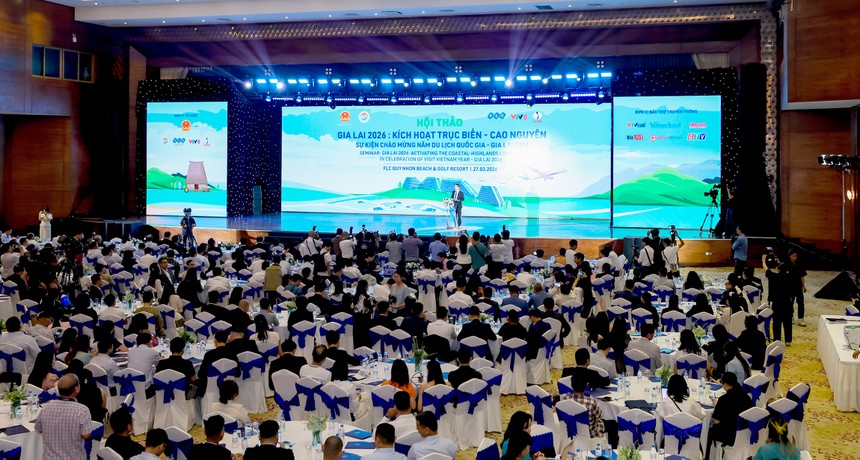 Ông Phạm Anh Tuấn, Uỷ viên Ban cháp hành TW Đảng, Phó Bí thư tỉnh uỷ, Chủ tịch UBND tỉnh Gia Lai phát biểu khai mạc Hội thảo. 