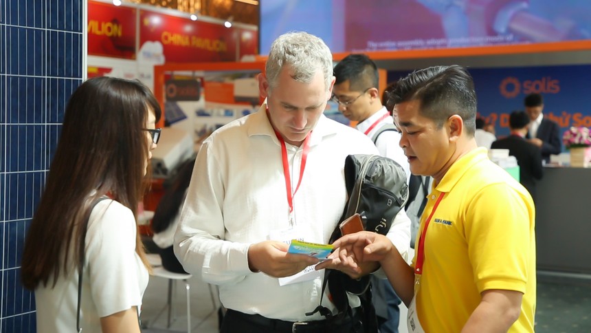 Nam A Bank mang tín dụng xanh đến doanh nghiệp ngành năng lượng tái tạo