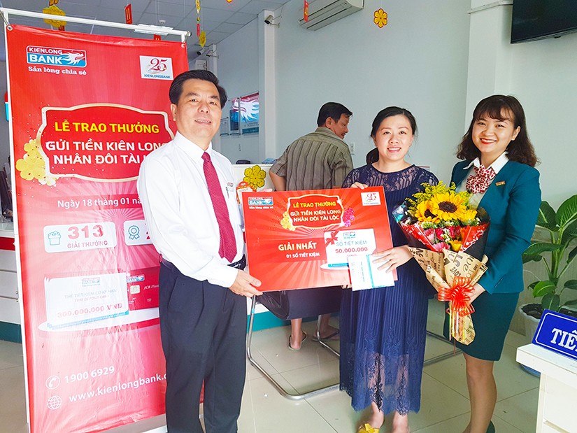 Kienlongbank đã trao 2,7 tỷ đồng cho khách hàng trúng thưởng