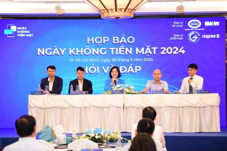 Khởi động chuỗi sự kiện "Ngày không tiền mặt năm 2024"