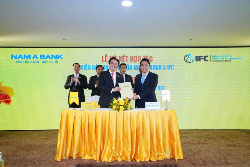 Nam A Bank và IFC ký kết Hợp tác triển khai sáng kiến tài trợ chuỗi cung ứng xanh (G-SCF) theo chuẩn mực quốc tế.