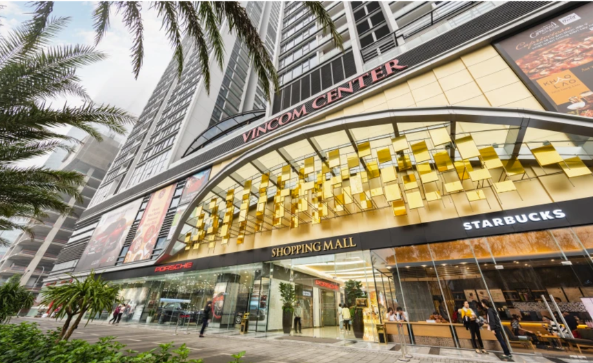 Vincom Retail (VRE) đã đặt cọc 5.000 tỷ đồng để sở hữu shophouse tại Vinhomes Royal Islands và Vinhomes Golden Avenue