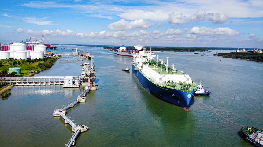 PV GAS, doanh nghiệp sản xuất hiếm hoi trong Top 12 doanh nghiệp có lợi nhuận cao nhất Việt Nam 6 tháng đầu năm 2025