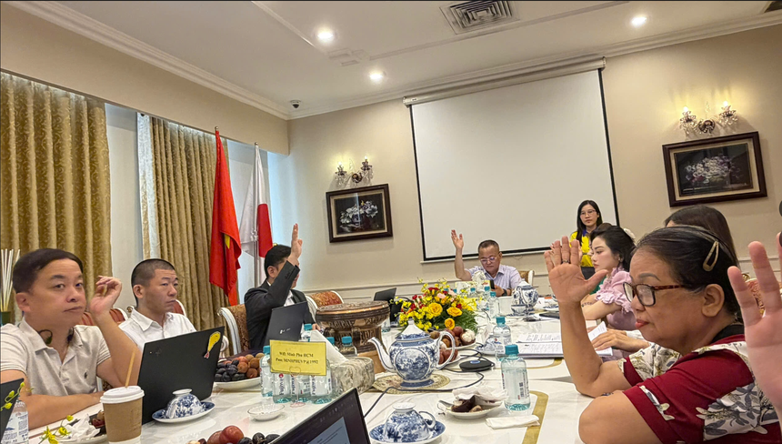 Lượng cổ phiếu MPC rất cô đặc nên chỉ có khoảng 10 cá nhân đến dự đại hội cổ đông trong tổng số hơn 2.000 cổ đông.