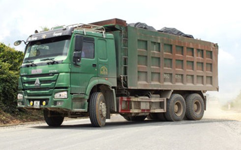 Vẫn còn nhiều vi phạm về tải trọng và kích thước thùng hàng.
(Ảnh minh họa)