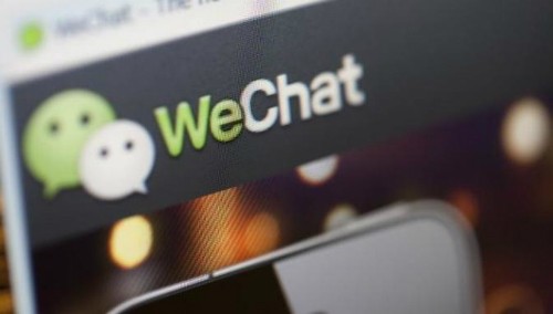 WeChat và QQ đang trở thành nơi gặp gỡ và giao dịch không chính thống của những nhà đầu tư và lực lượng môi giới lại Trung Quốc.
