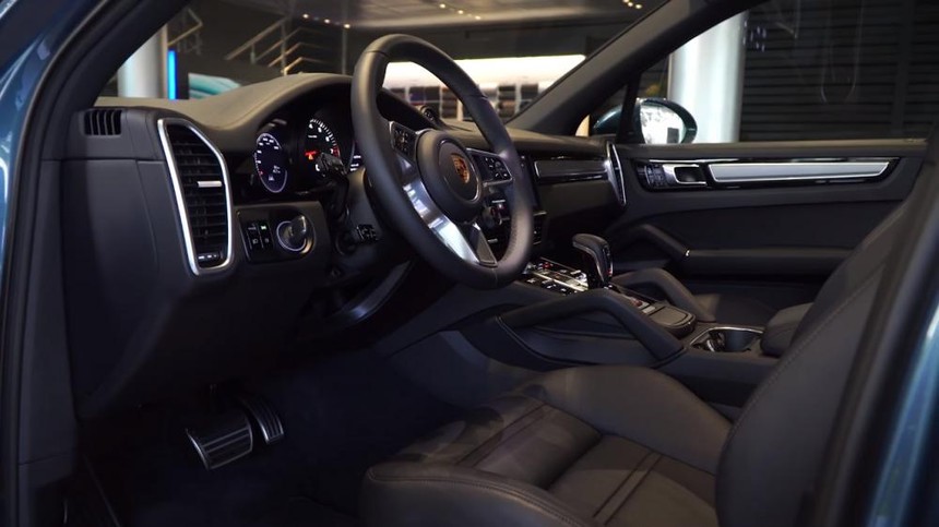 Những 'option' đắt không tưởng trên xe sang