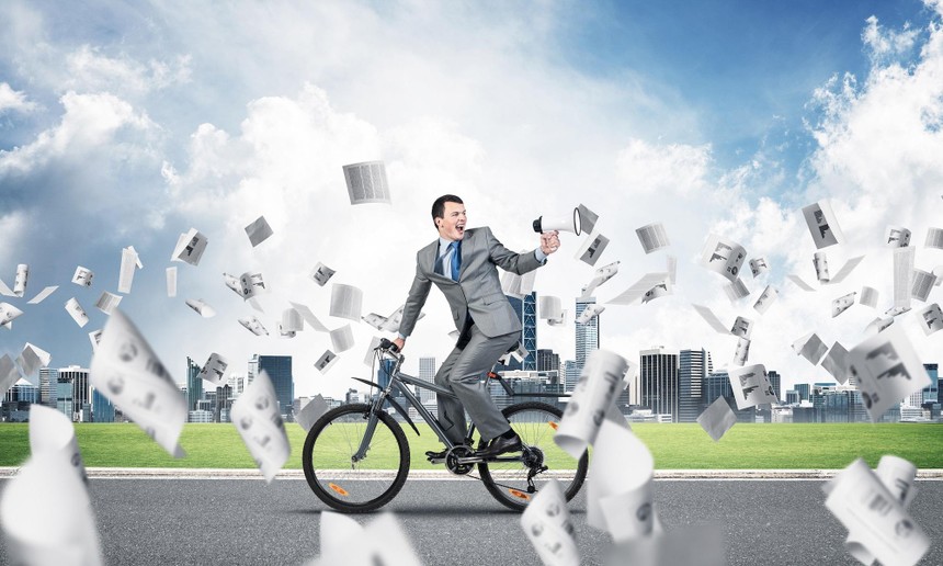 Thị trường tài chính 24h: Lợi nhuận ngành ngân hàng năm 2024 được kỳ vọng sẽ tích cực hơn