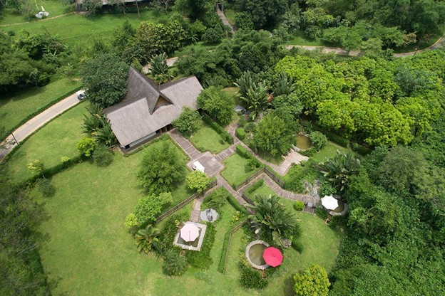 Về Serena Resort Kim Boi tắm onsen giữa núi rừng Tây Bắc