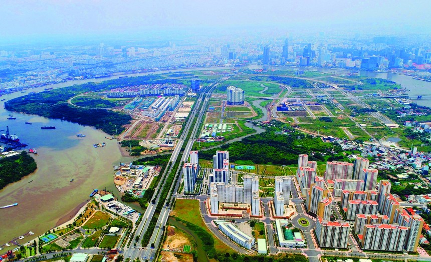 Gần 40.000 căn hộ tái định cư tại Thủ Thiêm sẽ được đấu giá thời gian tới. Ảnh: Lê Toàn.
