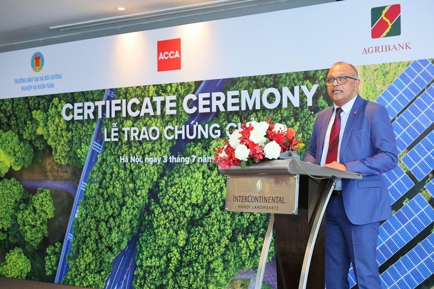 Ông Ren Varma, Giám đốc Khu vực Đông Nam Á lục địa, ACCA phát biểu tại sự kiện. Ảnh: ACCA Việt Nam.
