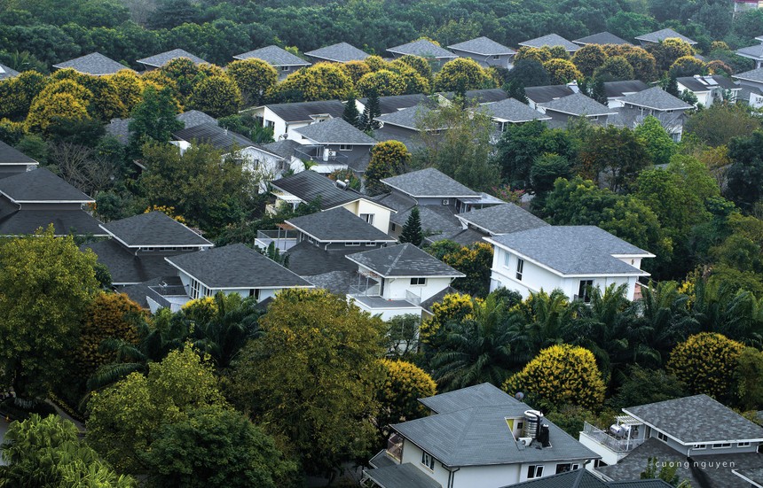 Đánh thuế chuyển nhượng bất động sản sẽ hạn chế tình trạng đầu cơ, “lướt sóng” nhà đất. Ảnh: Dũng Minh.