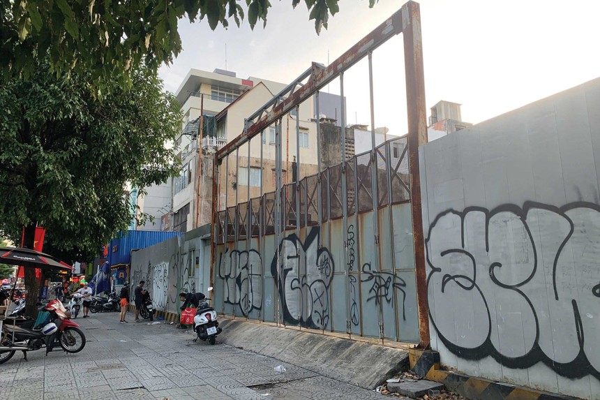 Khu đất mặt tiền đường Võ Thị Sáu vừa được UOA Group thâu tóm. Ảnh: Trọng Tín.