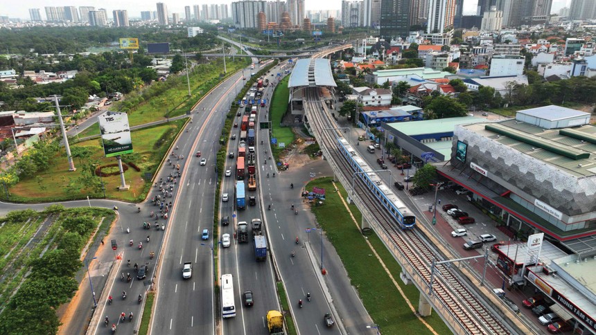 Tuyến metro so 1 tại TP.HCM. Ảnh: Lê Toàn.