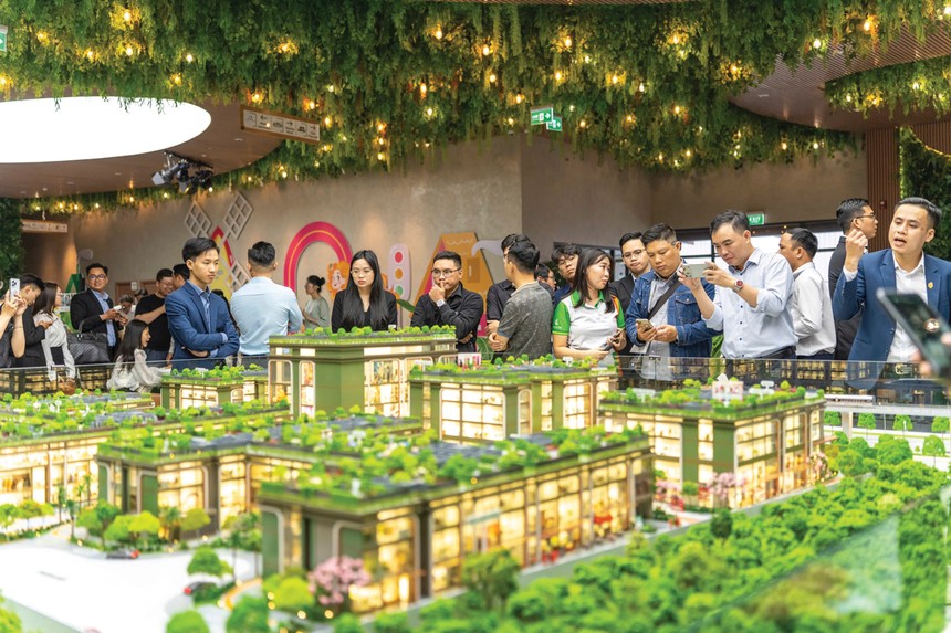 Nguồn cung căn hộ tại TP.HCM tăng mạnh năm nay. Ảnh: Việt Dũng.