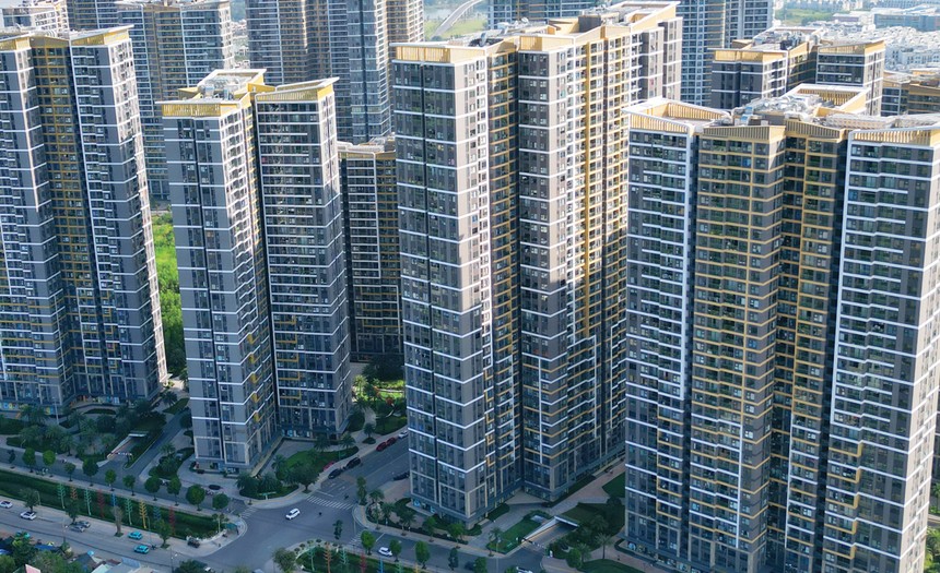 Thị trường bất động sản phía Nam đang đối mặt với nhiều “cơn gió ngược”. Ảnh: Lê Toàn.