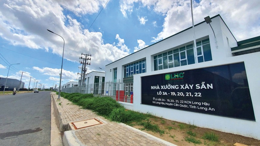Một khu nhà xưởng xây sẵn của Công ty cổ phần Long Hậu. Ảnh: Lê Toàn.