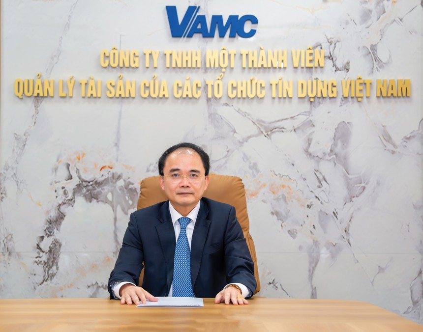 Ông Đặng Đình Thích. Quyền Tổng giám đốc VAMC