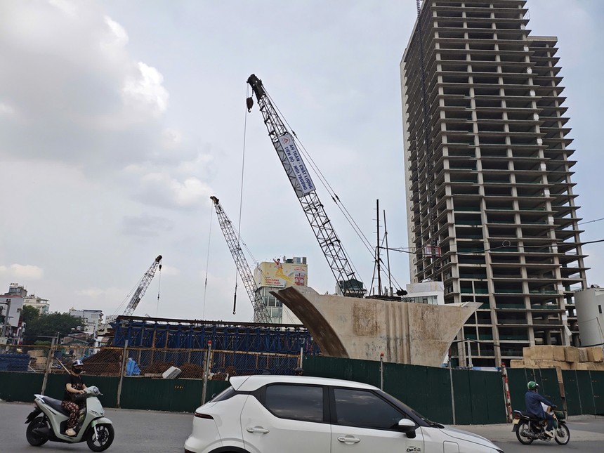Hạ tầng và bất động sản có mối quan hệ mật thiết. Ảnh: Dũng Minh.
