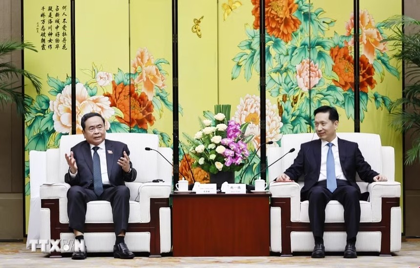Chủ tịch Quốc hội Trần Thanh Mẫn tiếp Bí thư Tỉnh ủy, Chủ nhiệm Ủy ban Thường vụ Nhân đại tỉnh Thiểm Tây (Trung Quốc) Triệu Nhất Đức. (Ảnh: Doãn Tấn/TTXVN).