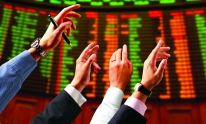 Tự doanh thận trọng trở lại, bán bluechip mua midcap