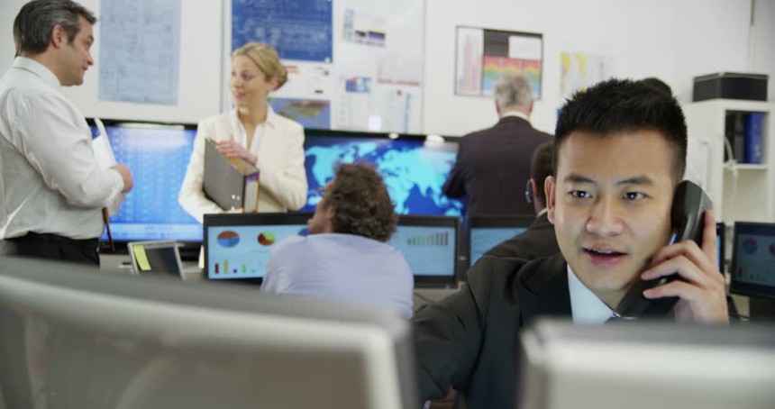 Gom mạnh cổ phiếu bất động sản, khối ngoại mua ròng trở lại trong phiên 30/8