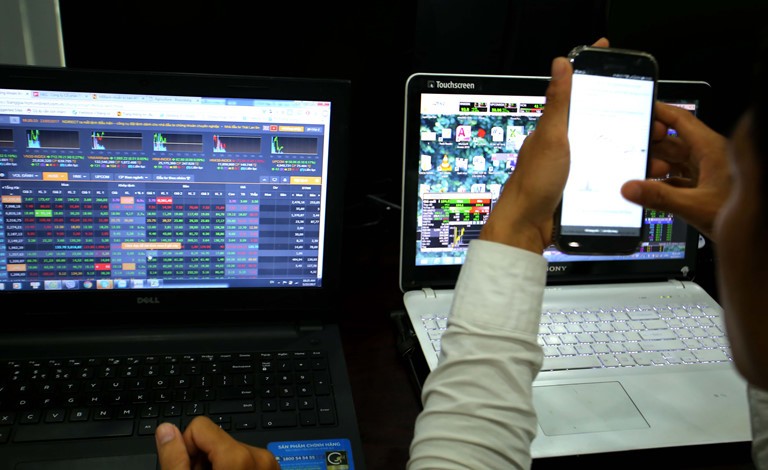 Sử dụng 23 tài khoản để thao túng giá cổ phiếu DS3, một cá nhân bị phạt 550 triệu đồng