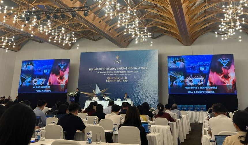 ĐHCĐ PNJ: Mục tiêu lợi nhuận sau thuế thận trọng 1.960 tỷ đồng do giá vàng tăng, sức mua giảm