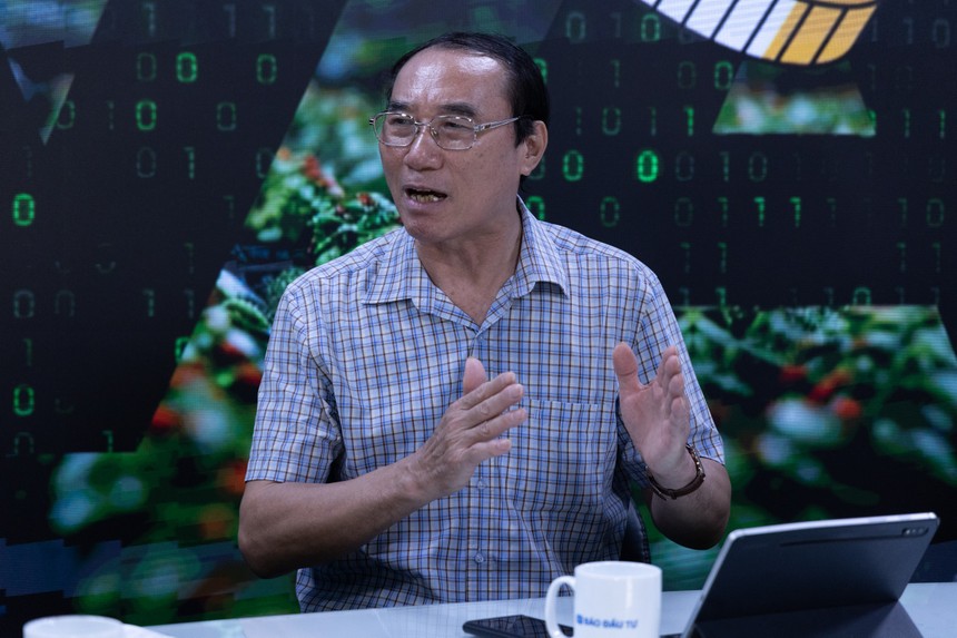 Ông Nguyễn Văn Phụng, nguyên Vụ trưởng Vụ quản lý Thuế Doanh nghiệp lớn Tổng cục Thuế tại tọa đàm “ Sửa thuế để thúc đẩy hoạt động doanh nghiệp phân bón ” do Báo Đầu tư tổ chức ngày 14/6. Ảnh Dũng Minh