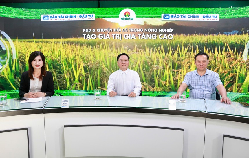Tọa đàm “R&D & Chuyển đổi số trong nông nghiệp: Tạo giá trị gia tăng cao”, thuộc chuỗi chương trình “Đổi mới sáng tạo - Đòn bẩy cho kỷ nguyên mới”, do Báo Tài chính - Đầu tư tổ chức. Ảnh Chí Cường.