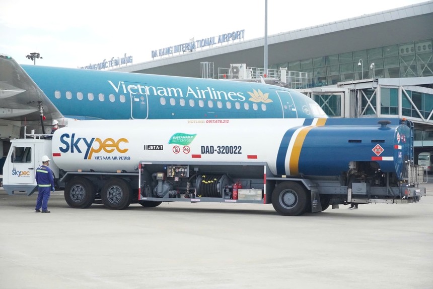 Từ năm 2024, Vietnam Airlines và Vietjet Air đã thực hiện các chuyến bay sử dụng SAF
