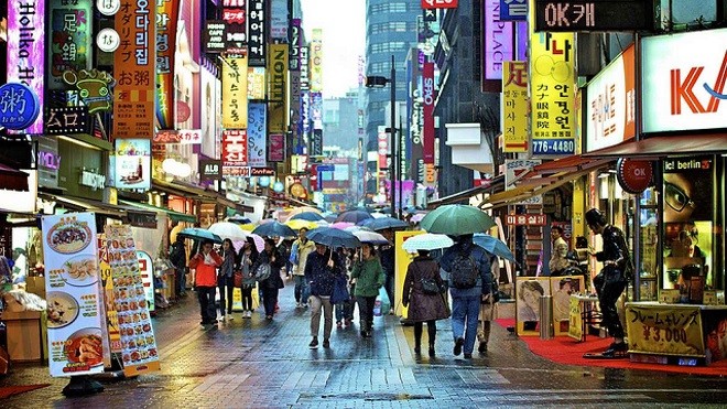 Khởi nghiệp đổi mới sáng tạo và việc tạo thêm nhiều việc làm ở lĩnh vực này được kỳ vọng sẽ giúp Hàn Quốc thổi luồng gió mới cho nền kinh tế đang bị đánh giá là già cỗi cũng như giảm sự phụ thuộc vào các tập đoàn kinh tế gia đình trị. Ảnh: Internet. 